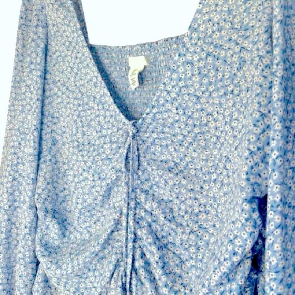 H & M Babydoll Smocked Coquette Powder Blue Floral Peasant Boho Blouse Size M - Picture 6 of 12